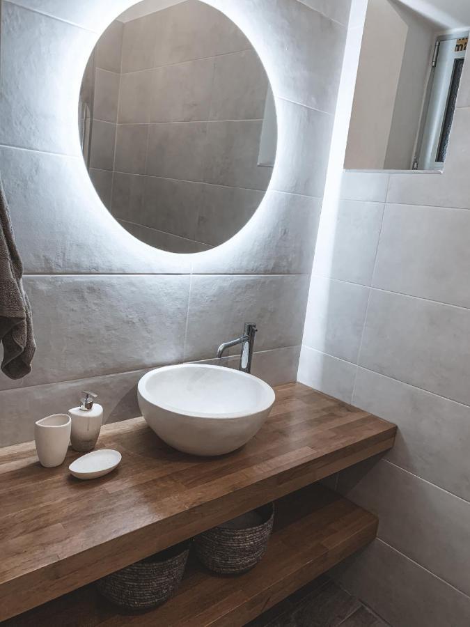 Mangata Homes With Private Pools Apartmán